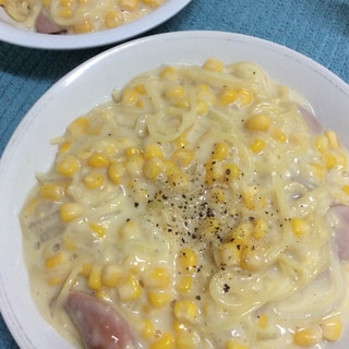 クリームコーンで♪煮込みクリームパスタ